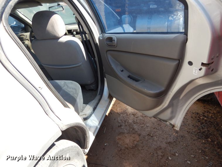 image for item DC2039 2004 Chrysler Sebring LX