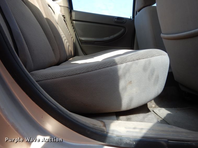 image for item DC2039 2004 Chrysler Sebring LX