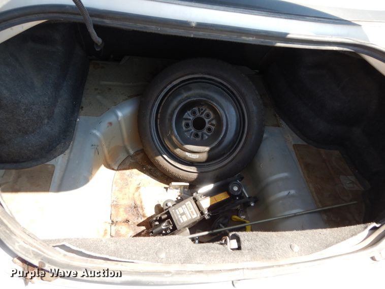 image for item DC2039 2004 Chrysler Sebring LX