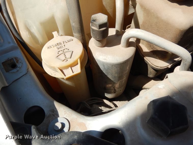 image for item DC2039 2004 Chrysler Sebring LX