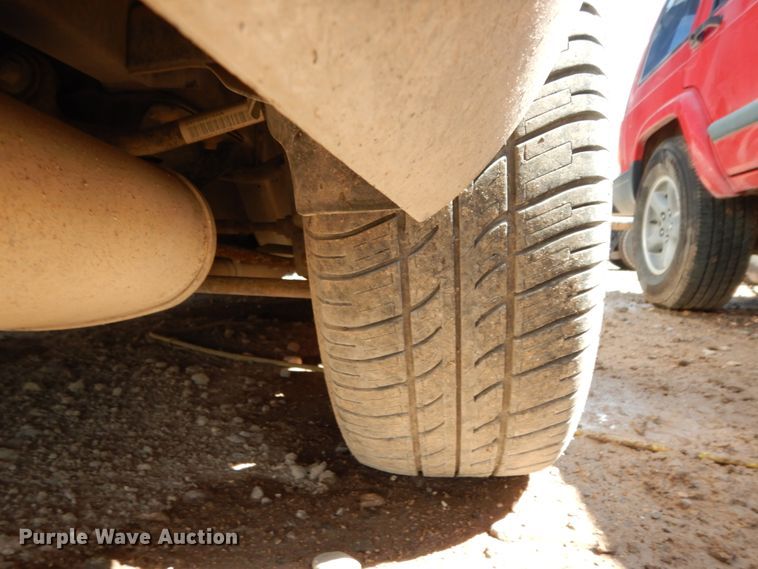 image for item DC2039 2004 Chrysler Sebring LX