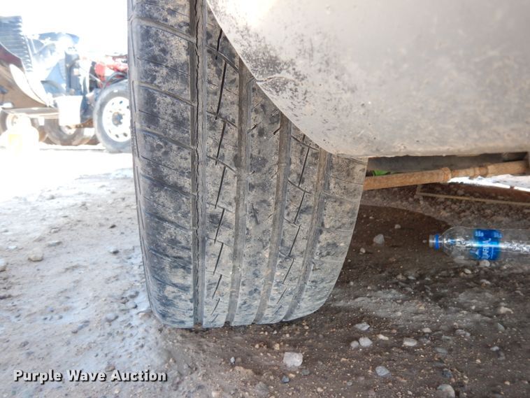 image for item DC2039 2004 Chrysler Sebring LX