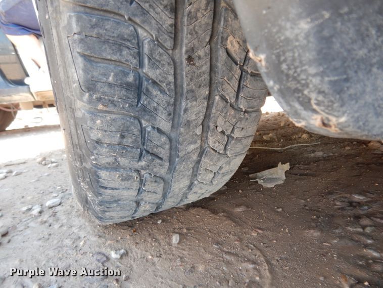 image for item DC2039 2004 Chrysler Sebring LX