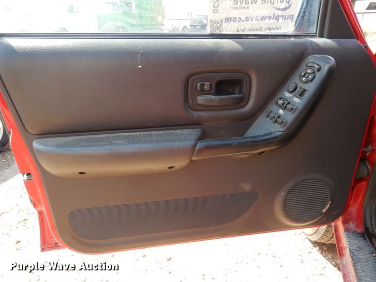 image for item DC2040 1999 Jeep Cherokee Sport  passenger vehicle