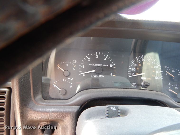 image for item DC2040 1999 Jeep Cherokee Sport  passenger vehicle