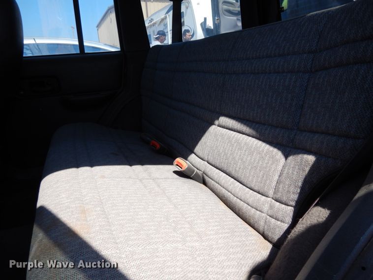 image for item DC2040 1999 Jeep Cherokee Sport  passenger vehicle