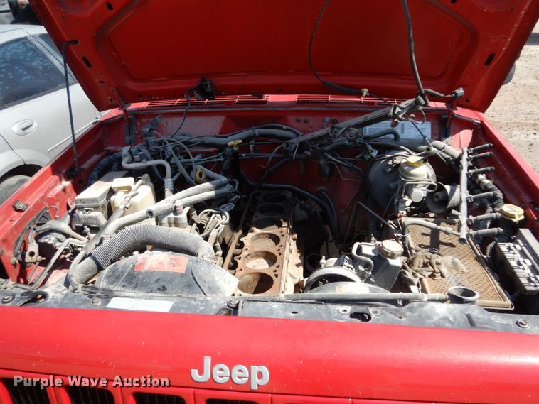 image for item DC2040 1999 Jeep Cherokee Sport  passenger vehicle