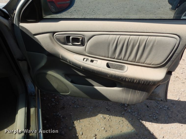 image for item DC2041 2001 Nissan Altima GLE