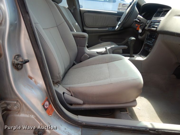 image for item DC2041 2001 Nissan Altima GLE