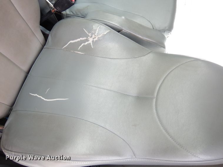 image for item DG0733 2005 International 4300  rollback truck