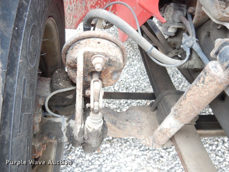 image for item DG0733 2005 International 4300  rollback truck