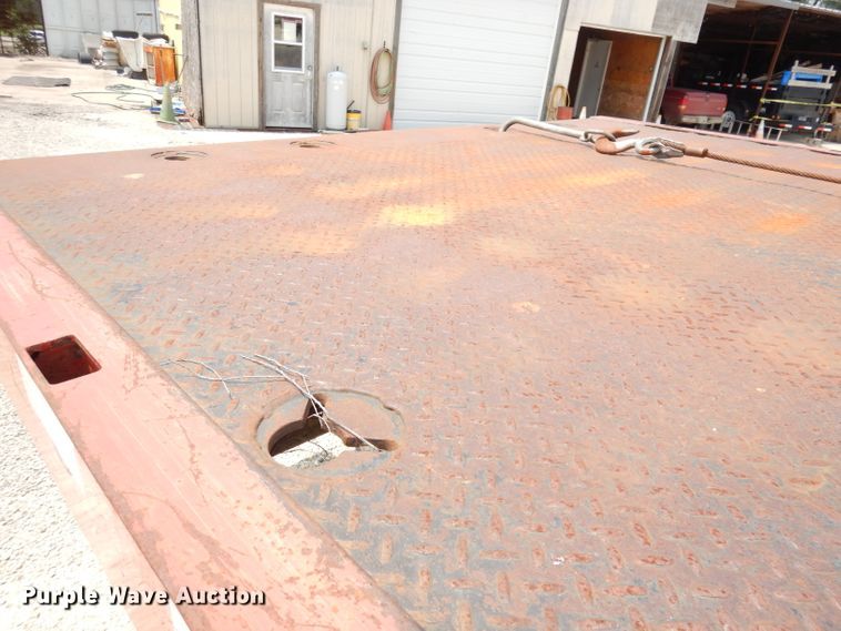 image for item DG0733 2005 International 4300  rollback truck