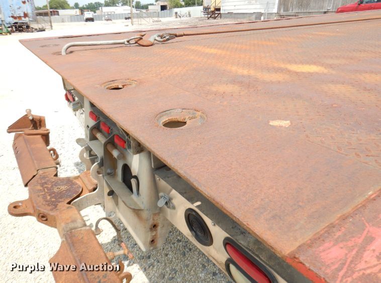 image for item DG0733 2005 International 4300  rollback truck