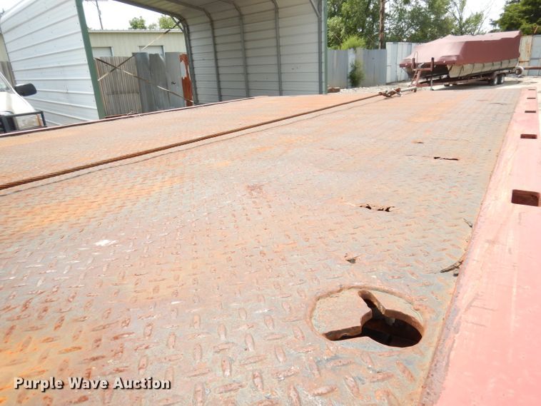 image for item DG0733 2005 International 4300  rollback truck