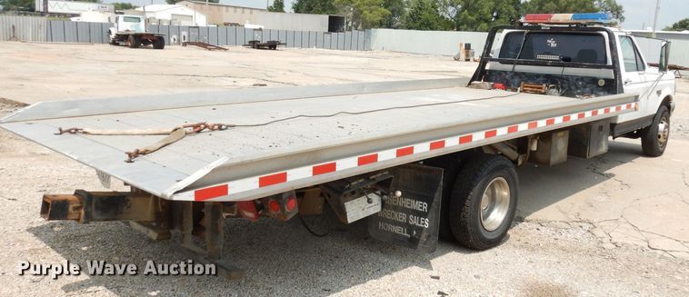 image for item DG0734 1994 Ford F450 Super Duty XLT  rollback truck