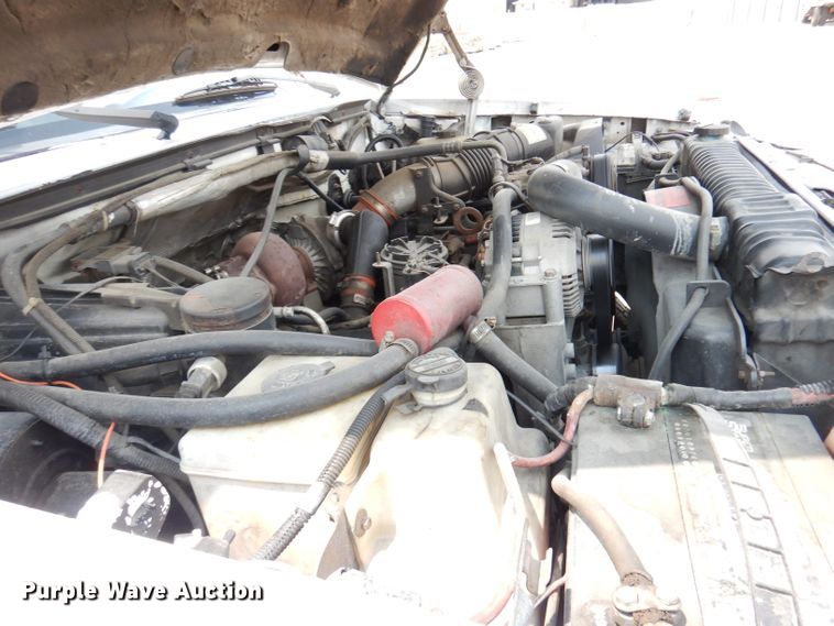 image for item DG0734 1994 Ford F450 Super Duty XLT  rollback truck