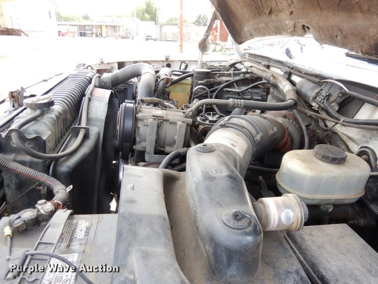 image for item DG0734 1994 Ford F450 Super Duty XLT  rollback truck