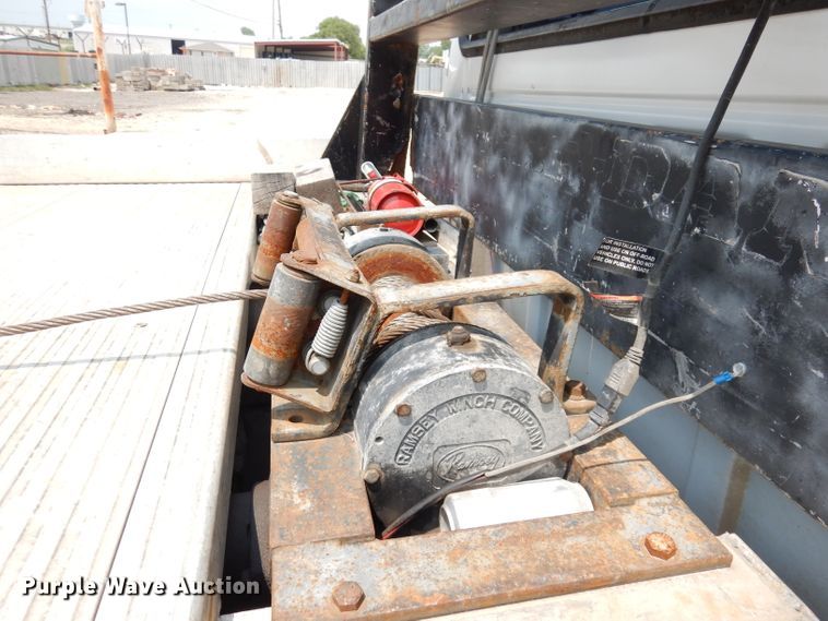 image for item DG0734 1994 Ford F450 Super Duty XLT  rollback truck