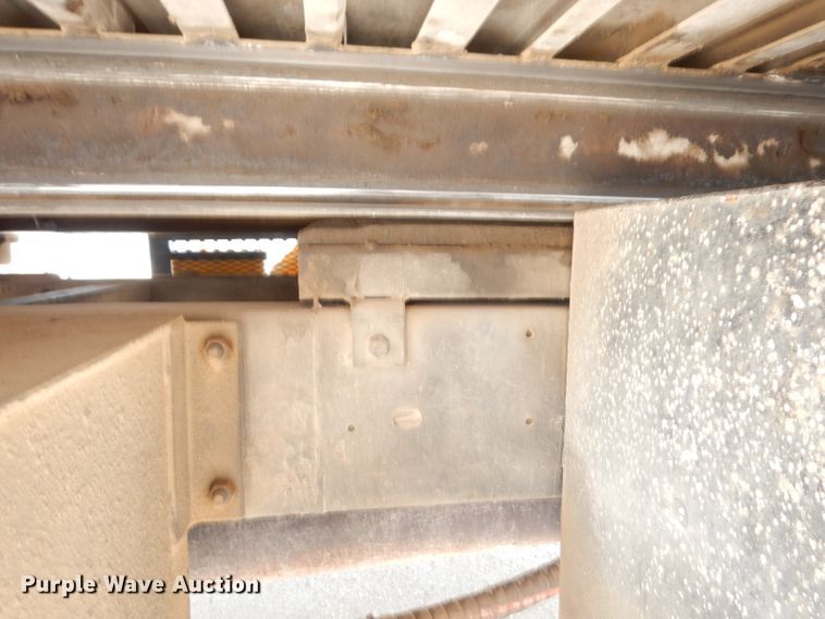 image for item DG0734 1994 Ford F450 Super Duty XLT  rollback truck