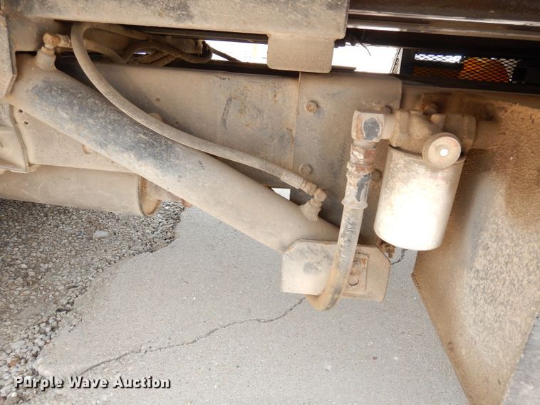 image for item DG0734 1994 Ford F450 Super Duty XLT  rollback truck