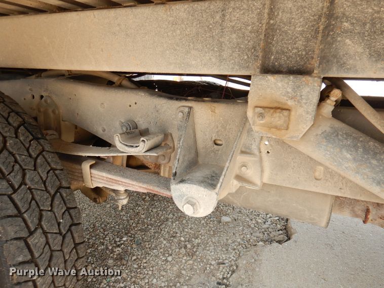 image for item DG0734 1994 Ford F450 Super Duty XLT  rollback truck