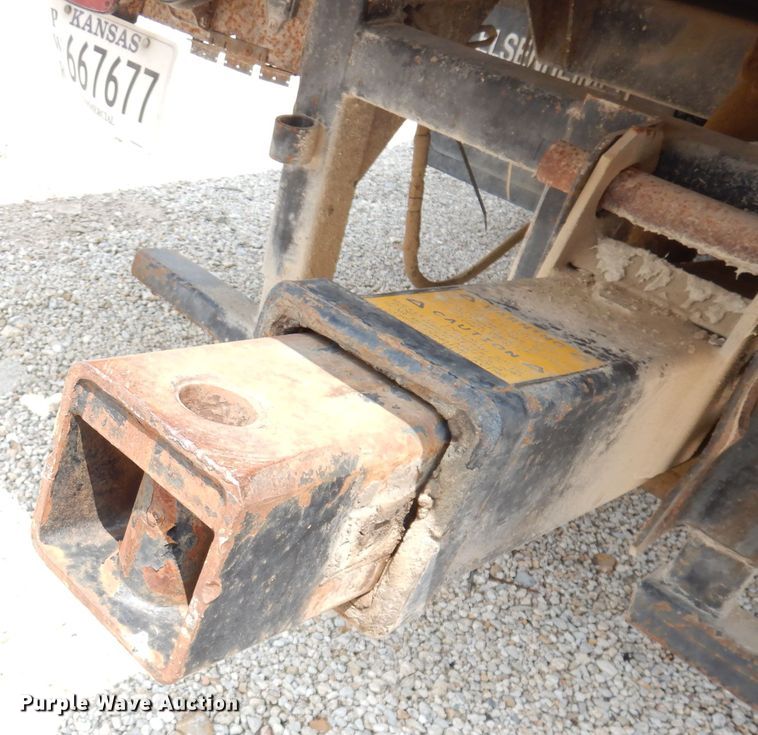 image for item DG0734 1994 Ford F450 Super Duty XLT  rollback truck