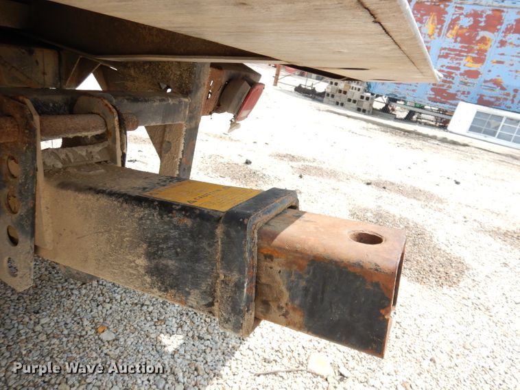 image for item DG0734 1994 Ford F450 Super Duty XLT  rollback truck