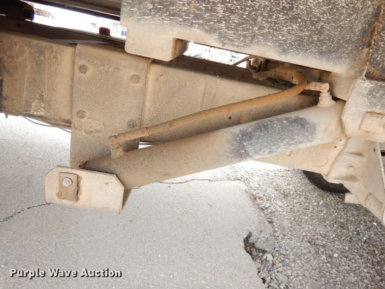 image for item DG0734 1994 Ford F450 Super Duty XLT  rollback truck