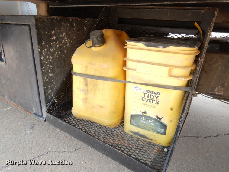 image for item DG0734 1994 Ford F450 Super Duty XLT  rollback truck