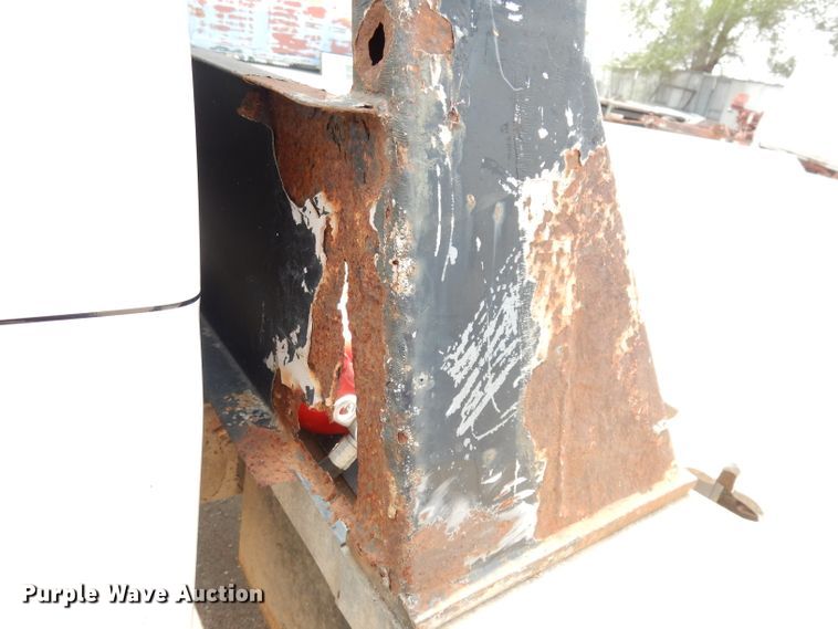 image for item DG0734 1994 Ford F450 Super Duty XLT  rollback truck