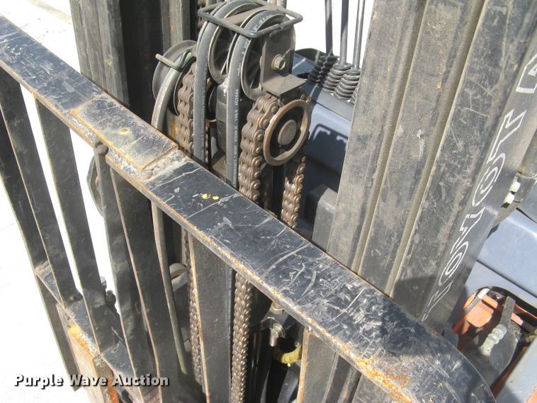 image for item DG5282 Toyota 7FGCU25  forklift