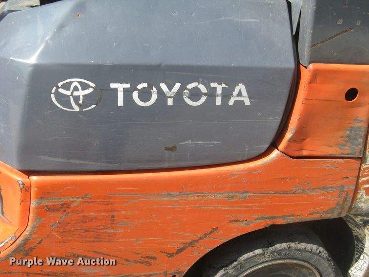 image for item DG5282 Toyota 7FGCU25  forklift