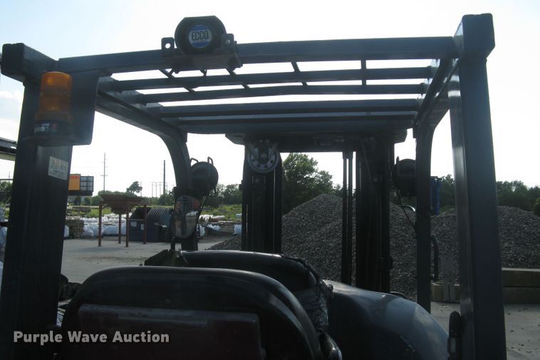 image for item DG5282 Toyota 7FGCU25  forklift