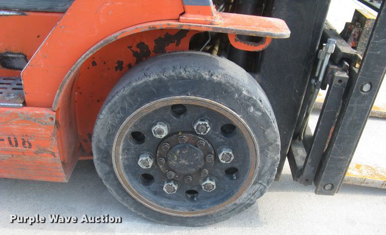 image for item DG5282 Toyota 7FGCU25  forklift