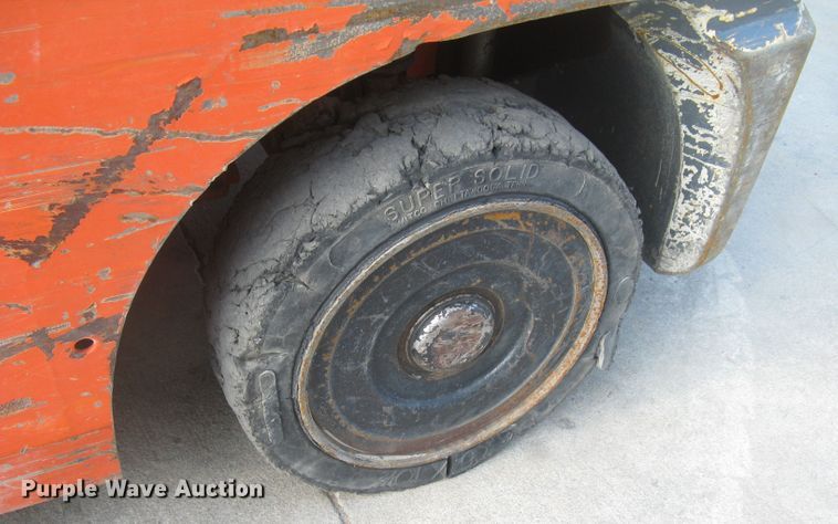 image for item DG5282 Toyota 7FGCU25  forklift