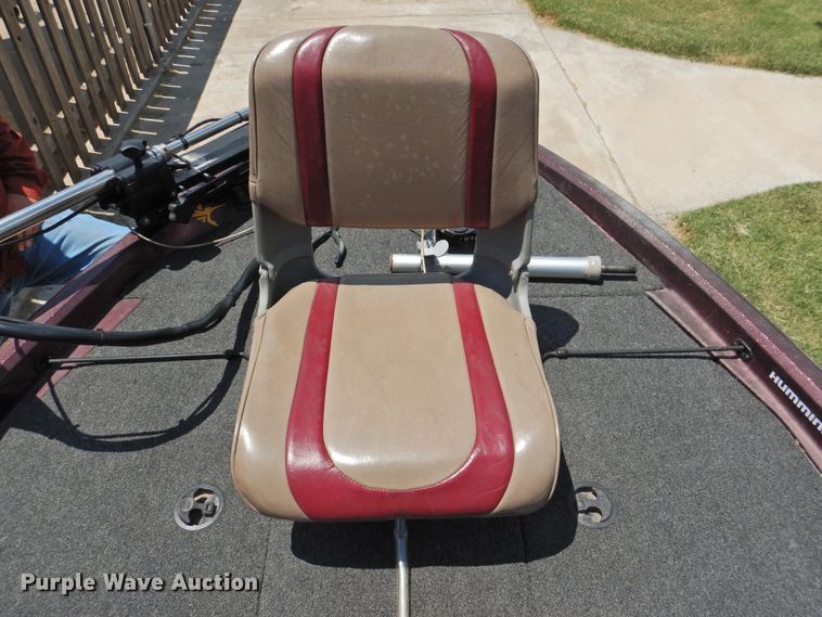 image for item DK2379 1999 Javelin Renegade 18  boat