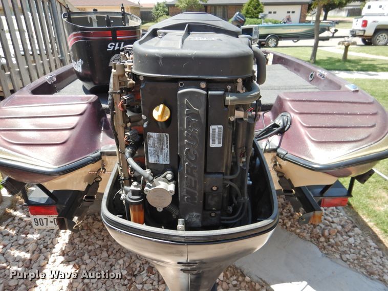 image for item DK2379 1999 Javelin Renegade 18  boat