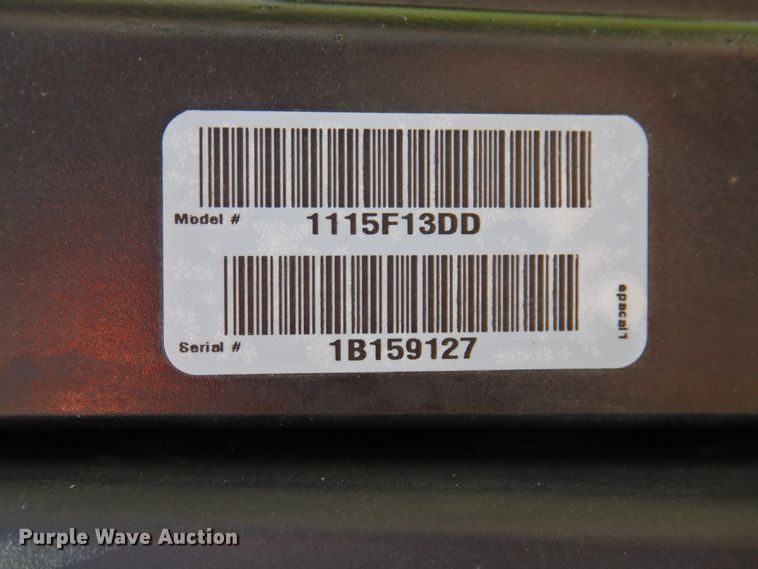 image for item DK2379 1999 Javelin Renegade 18  boat