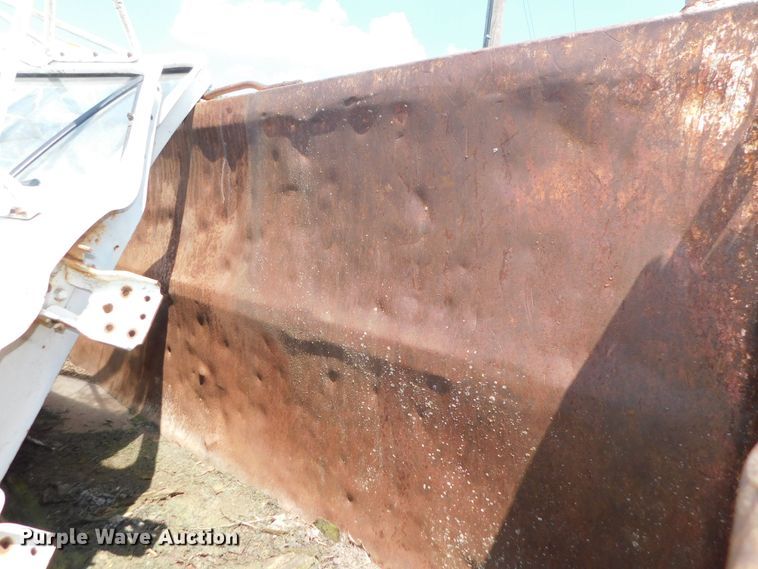 image for item DK8629 Heil dump bed