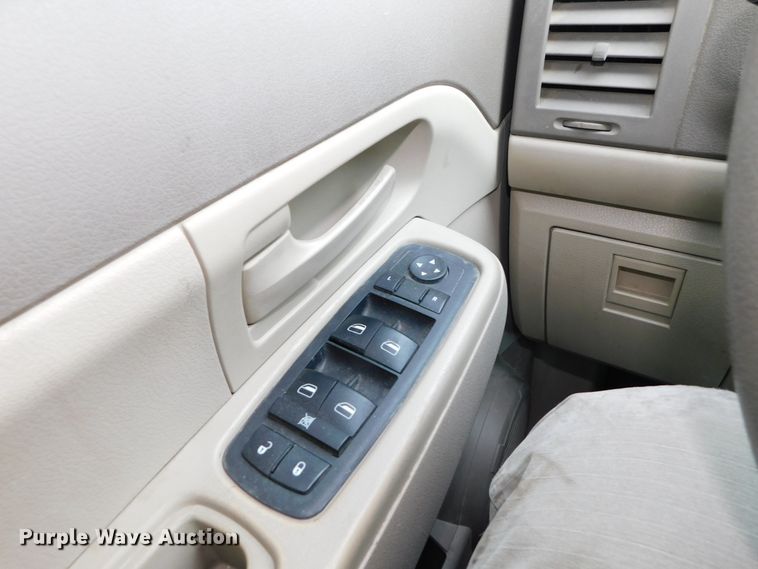 image for item DK8645 2008 Jeep Liberty  SUV