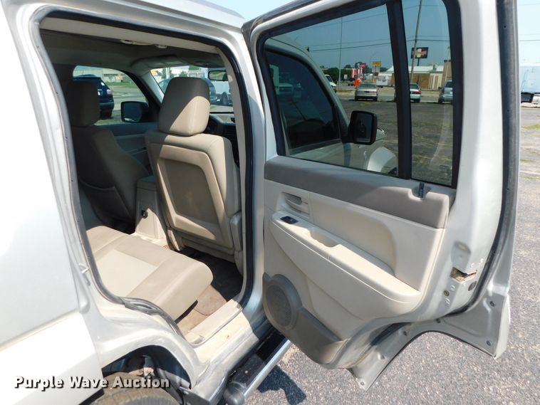 image for item DK8645 2008 Jeep Liberty  SUV