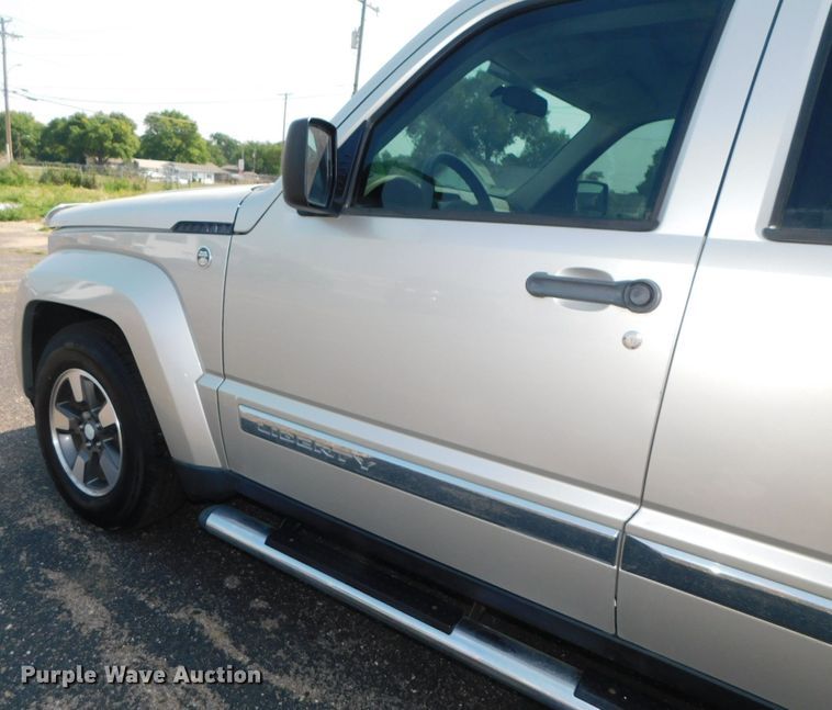 image for item DK8645 2008 Jeep Liberty  SUV