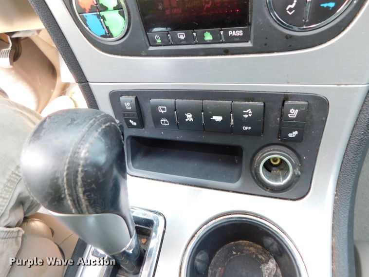 image for item DK8647 2009 GMC Acadia SLT  SUV