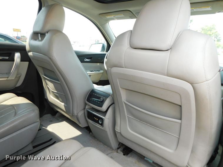 image for item DK8647 2009 GMC Acadia SLT  SUV