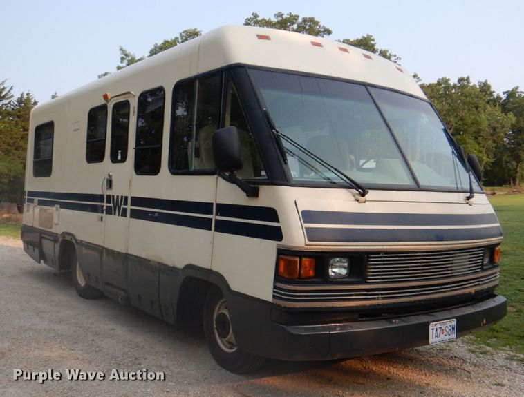 image for item DL0085 1988 Winnebago Chiefton  RV