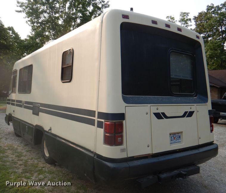 image for item DL0085 1988 Winnebago Chiefton  RV