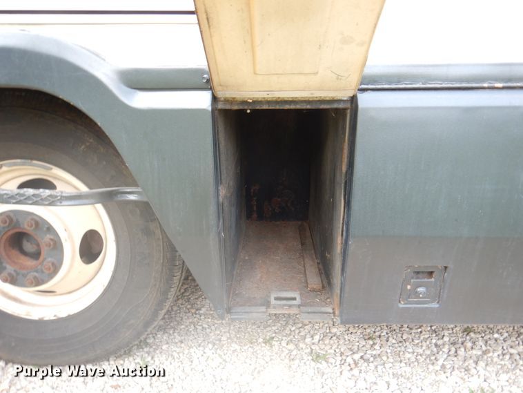 image for item DL0085 1988 Winnebago Chiefton  RV