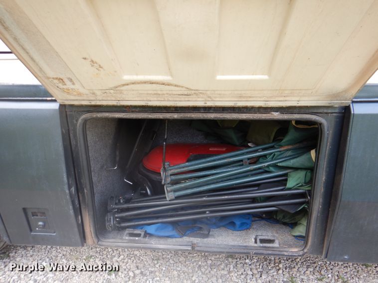 image for item DL0085 1988 Winnebago Chiefton  RV