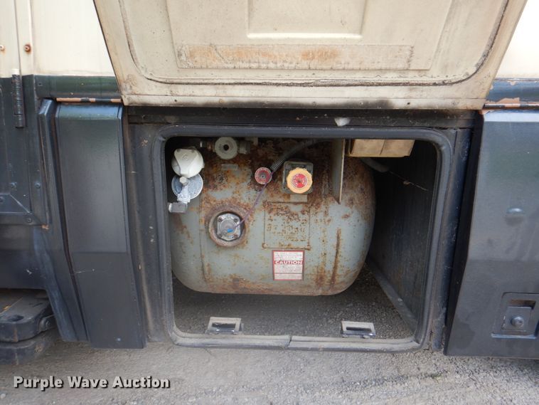 image for item DL0085 1988 Winnebago Chiefton  RV