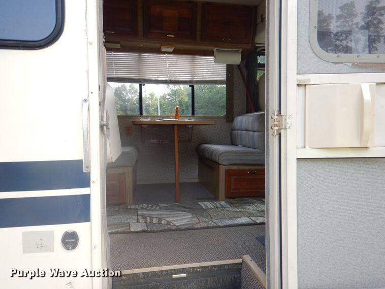 image for item DL0085 1988 Winnebago Chiefton  RV